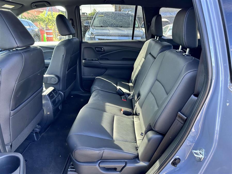 2022 Honda Passport EX-L, available for sale in Patchogue, New York | Baron Supercenter. Patchogue, New York 2022 Honda Passport EX-L, available for sale in Patchogue, New York | Baron Supercenter. Patchogue, New York