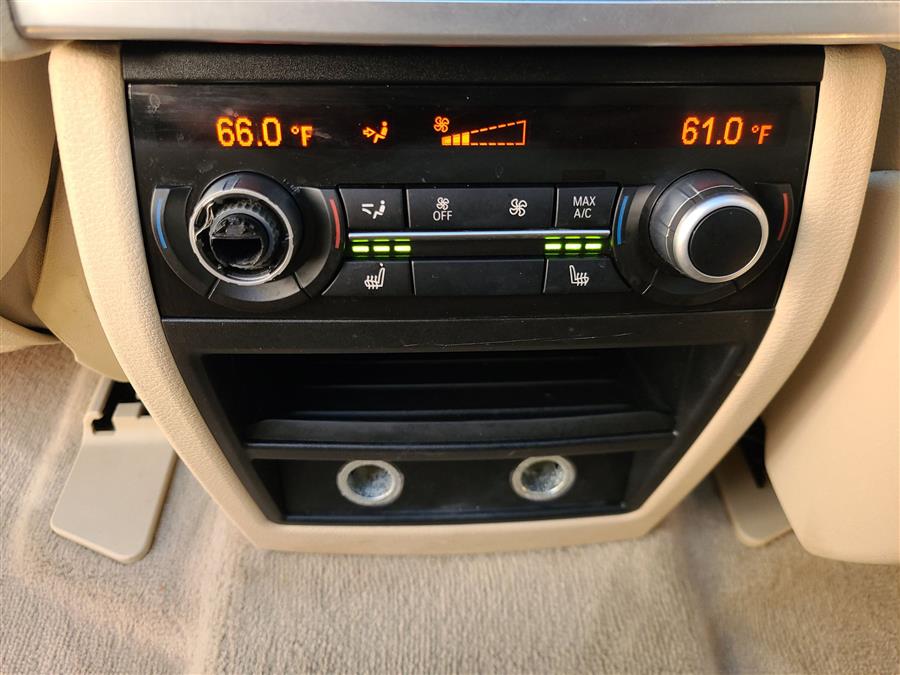 2015 BMW X5 AWD 4dr xDrive35i, available for sale in Canton, Connecticut | Lava Motors. Canton, Connecticut 2015 BMW X5 AWD 4dr xDrive35i, available for sale in Canton, Connecticut | Lava Motors. Canton, Connecticut