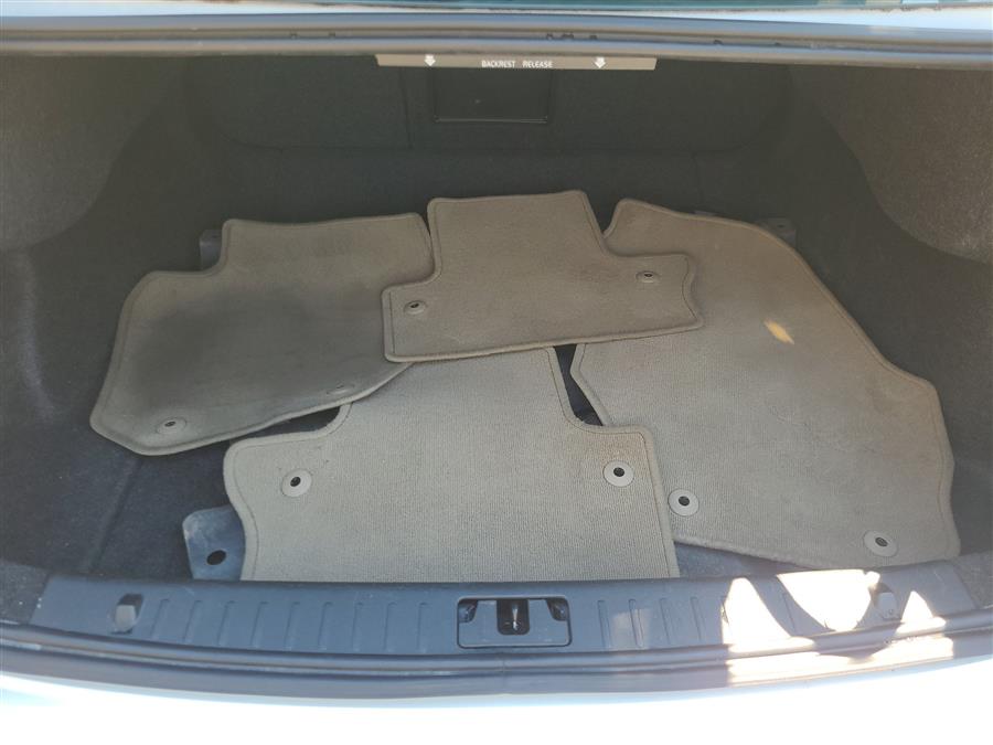 2015 Volvo S60 4dr Sdn T5 Premier AWD, available for sale in Canton, Connecticut | Lava Motors. Canton, Connecticut 2015 Volvo S60 4dr Sdn T5 Premier AWD, available for sale in Canton, Connecticut | Lava Motors. Canton, Connecticut