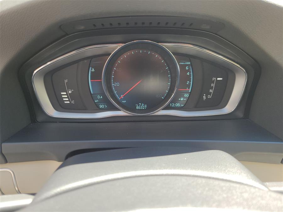 2015 Volvo S60 4dr Sdn T5 Premier AWD, available for sale in Canton, Connecticut | Lava Motors. Canton, Connecticut 2015 Volvo S60 4dr Sdn T5 Premier AWD, available for sale in Canton, Connecticut | Lava Motors. Canton, Connecticut