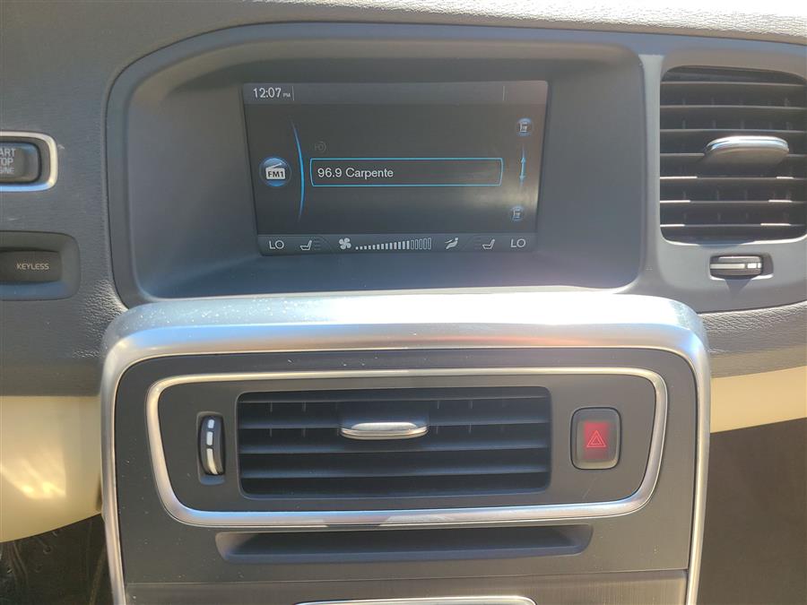 2015 Volvo S60 4dr Sdn T5 Premier AWD, available for sale in Canton, Connecticut | Lava Motors. Canton, Connecticut 2015 Volvo S60 4dr Sdn T5 Premier AWD, available for sale in Canton, Connecticut | Lava Motors. Canton, Connecticut