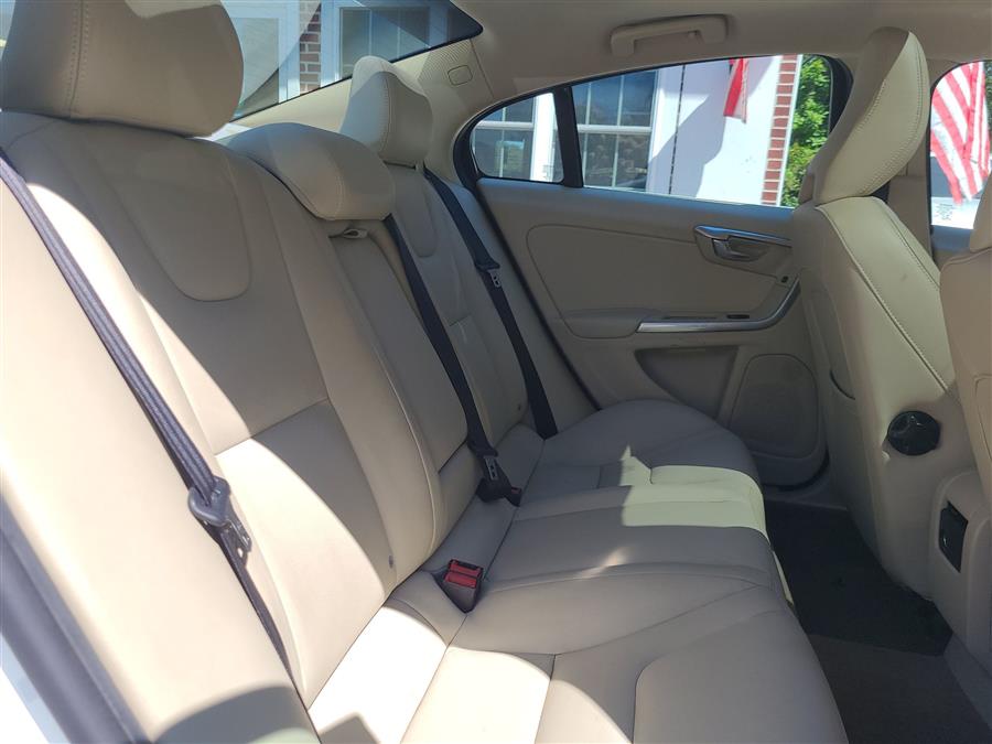 2015 Volvo S60 4dr Sdn T5 Premier AWD, available for sale in Canton, Connecticut | Lava Motors. Canton, Connecticut 2015 Volvo S60 4dr Sdn T5 Premier AWD, available for sale in Canton, Connecticut | Lava Motors. Canton, Connecticut