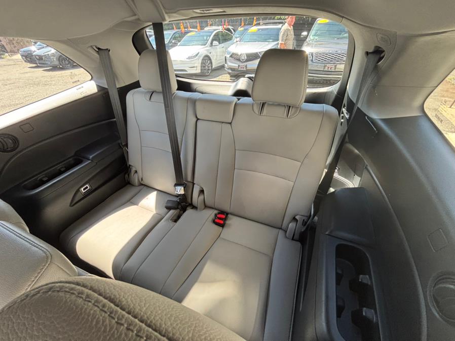 2022 Honda Pilot EX-L AWD, available for sale in Newark , New Jersey | Champion Used Auto Sales 2. Newark , New Jersey 2022 Honda Pilot EX-L AWD, available for sale in Newark , New Jersey | Champion Used Auto Sales 2. Newark , New Jersey