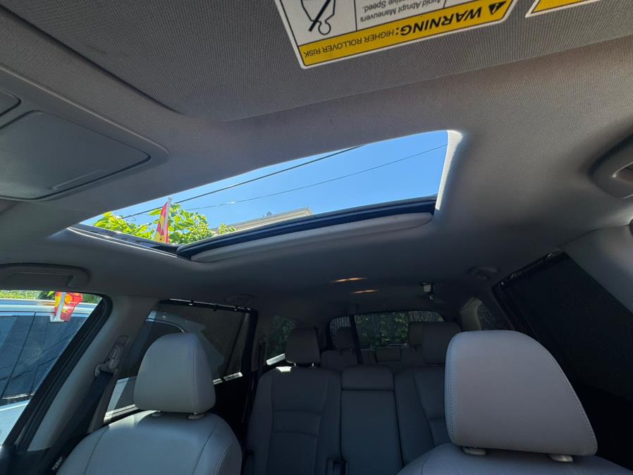2022 Honda Pilot EX-L AWD, available for sale in Newark , New Jersey | Champion Used Auto Sales 2. Newark , New Jersey 2022 Honda Pilot EX-L AWD, available for sale in Newark , New Jersey | Champion Used Auto Sales 2. Newark , New Jersey