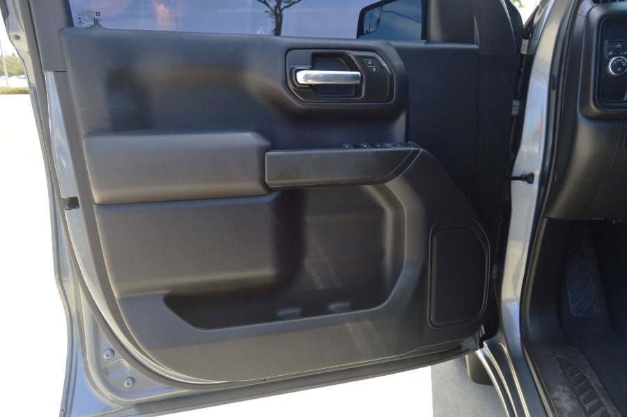 2021 Chevrolet Silverado 1500 2WD Crew Cab 147" Custom, available for sale in Moreno Valley, California | Fusion Motors Inc. Moreno Valley, California 2021 Chevrolet Silverado 1500 2WD Crew Cab 147" Custom, available for sale in Moreno Valley, California | Fusion Motors Inc. Moreno Valley, California