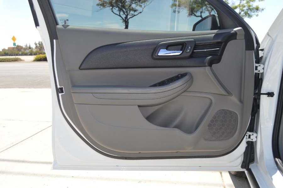 2015 Chevrolet Malibu 4dr Sdn LT w/2LT, available for sale in Moreno Valley, California | Fusion Motors Inc. Moreno Valley, California 2015 Chevrolet Malibu 4dr Sdn LT w/2LT, available for sale in Moreno Valley, California | Fusion Motors Inc. Moreno Valley, California