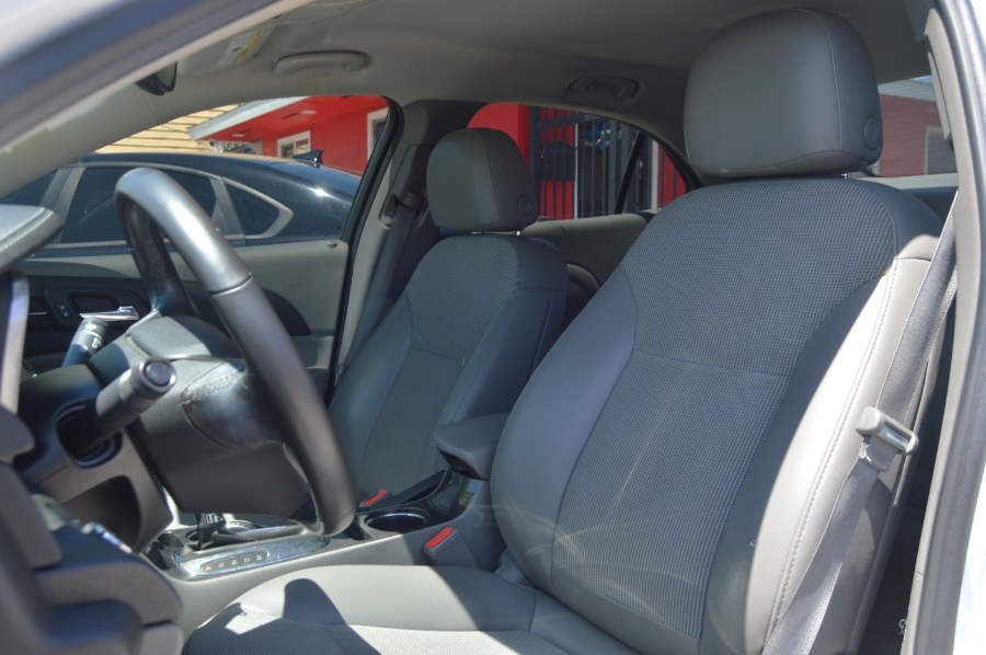 2015 Chevrolet Malibu 4dr Sdn LT w/2LT, available for sale in Moreno Valley, California | Fusion Motors Inc. Moreno Valley, California 2015 Chevrolet Malibu 4dr Sdn LT w/2LT, available for sale in Moreno Valley, California | Fusion Motors Inc. Moreno Valley, California