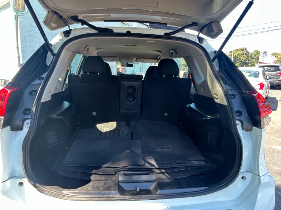 2018 Nissan Rogue AWD S, available for sale in West Babylon, New York | New Gen Auto Group. West Babylon, New York 2018 Nissan Rogue AWD S, available for sale in West Babylon, New York | New Gen Auto Group. West Babylon, New York
