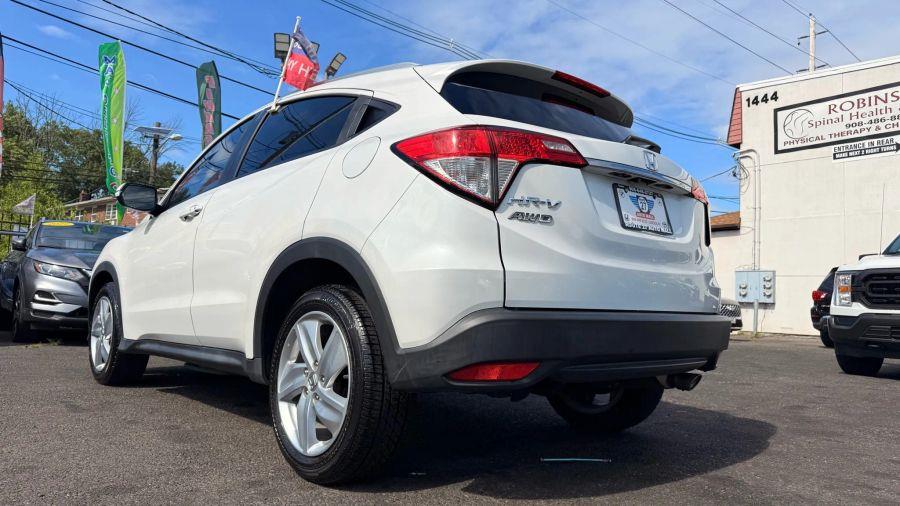 2019 Honda Hr-v EX-L Sport Utility 4D, available for sale in Linden, New Jersey | Route 27 Auto Mall. Linden, New Jersey 2019 Honda Hr-v EX-L Sport Utility 4D, available for sale in Linden, New Jersey | Route 27 Auto Mall. Linden, New Jersey