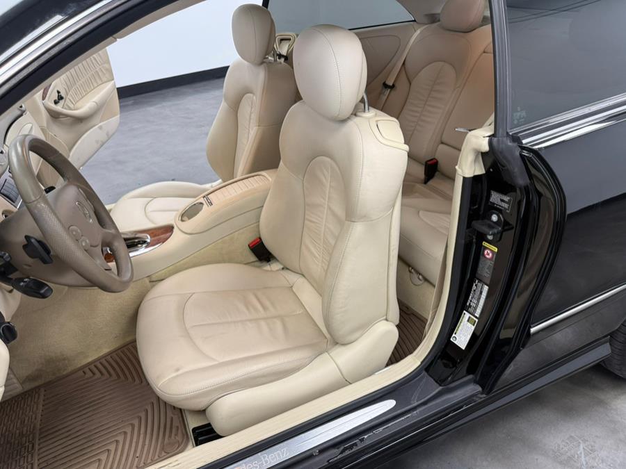 2009 Mercedes-Benz CLK-Class 2dr Cpe 3.5L, available for sale in Elizabeth, New Jersey | M Auto Group. Elizabeth, New Jersey 2009 Mercedes-Benz CLK-Class 2dr Cpe 3.5L, available for sale in Elizabeth, New Jersey | M Auto Group. Elizabeth, New Jersey