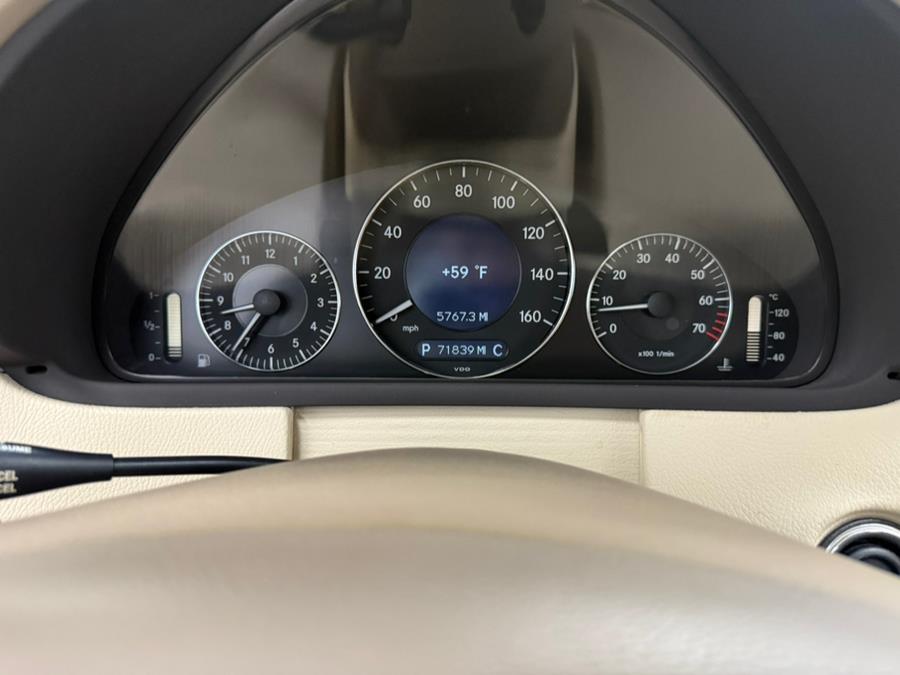 2009 Mercedes-Benz CLK-Class 2dr Cpe 3.5L, available for sale in Elizabeth, New Jersey | M Auto Group. Elizabeth, New Jersey 2009 Mercedes-Benz CLK-Class 2dr Cpe 3.5L, available for sale in Elizabeth, New Jersey | M Auto Group. Elizabeth, New Jersey