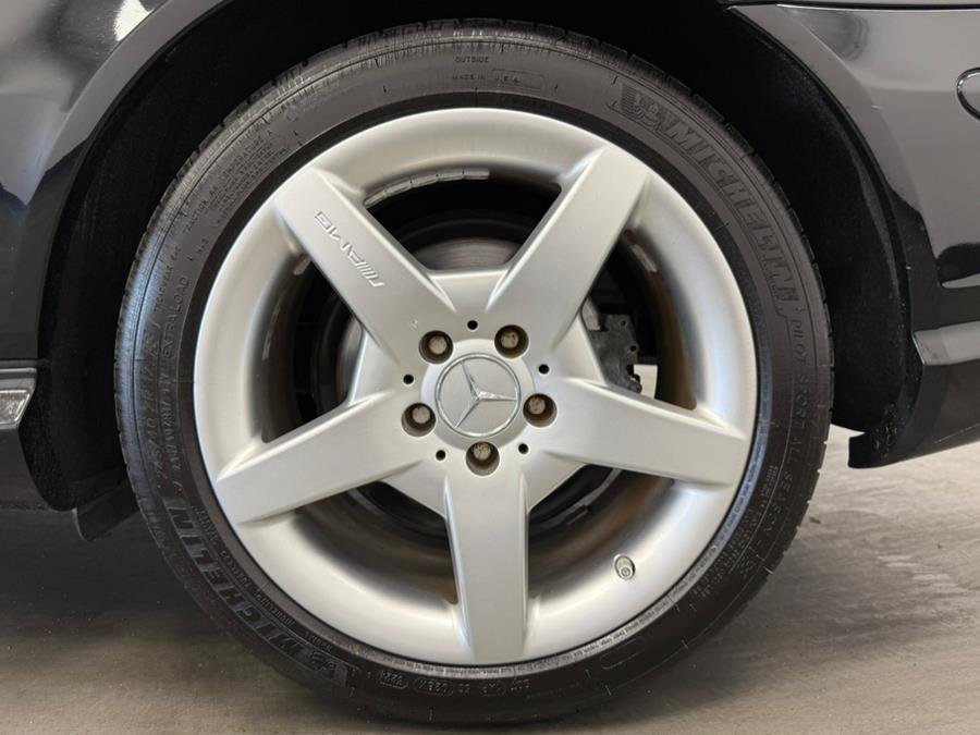 2009 Mercedes-Benz CLK-Class 2dr Cpe 3.5L, available for sale in Elizabeth, New Jersey | M Auto Group. Elizabeth, New Jersey 2009 Mercedes-Benz CLK-Class 2dr Cpe 3.5L, available for sale in Elizabeth, New Jersey | M Auto Group. Elizabeth, New Jersey