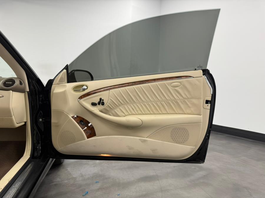2009 Mercedes-Benz CLK-Class 2dr Cpe 3.5L, available for sale in Elizabeth, New Jersey | M Auto Group. Elizabeth, New Jersey 2009 Mercedes-Benz CLK-Class 2dr Cpe 3.5L, available for sale in Elizabeth, New Jersey | M Auto Group. Elizabeth, New Jersey