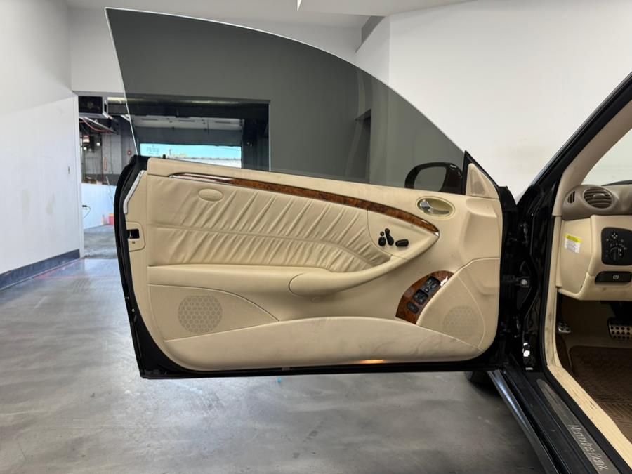 2009 Mercedes-Benz CLK-Class 2dr Cpe 3.5L, available for sale in Elizabeth, New Jersey | M Auto Group. Elizabeth, New Jersey 2009 Mercedes-Benz CLK-Class 2dr Cpe 3.5L, available for sale in Elizabeth, New Jersey | M Auto Group. Elizabeth, New Jersey