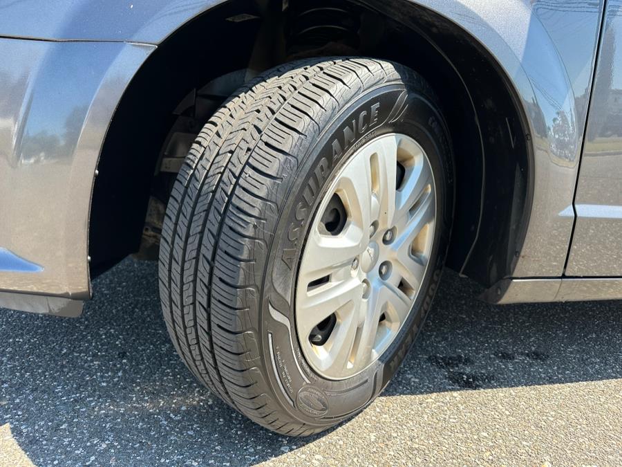 2018 Dodge Grand Caravan SE Plus Wagon, available for sale in Copiague, New York | Great Deal Motors. Copiague, New York 2018 Dodge Grand Caravan SE Plus Wagon, available for sale in Copiague, New York | Great Deal Motors. Copiague, New York