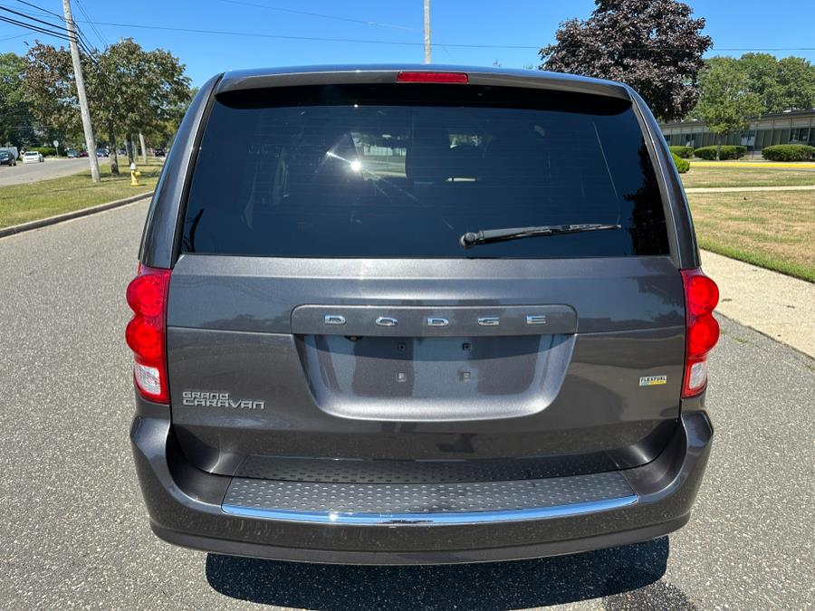 2018 Dodge Grand Caravan SE Plus Wagon, available for sale in Copiague, New York | Great Deal Motors. Copiague, New York 2018 Dodge Grand Caravan SE Plus Wagon, available for sale in Copiague, New York | Great Deal Motors. Copiague, New York