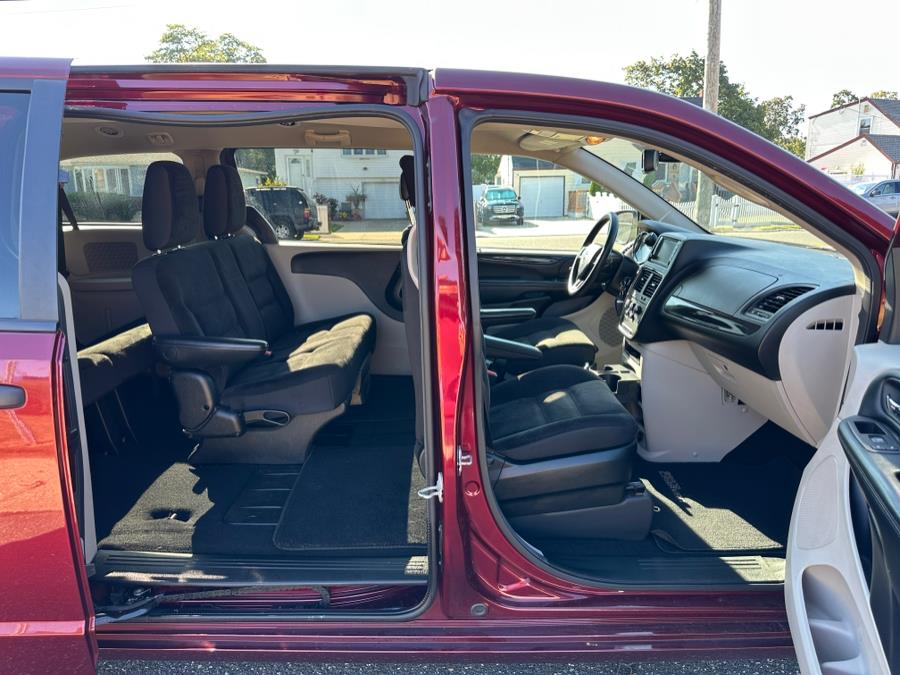 2019 Dodge Grand Caravan SE Wagon, available for sale in Copiague, New York | Great Deal Motors. Copiague, New York 2019 Dodge Grand Caravan SE Wagon, available for sale in Copiague, New York | Great Deal Motors. Copiague, New York