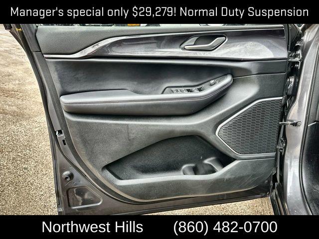 2021 Jeep Grand Cherokee l Altitude, available for sale in Avon, Connecticut | Sullivan Automotive Group. Avon, Connecticut 2021 Jeep Grand Cherokee l Altitude, available for sale in Avon, Connecticut | Sullivan Automotive Group. Avon, Connecticut