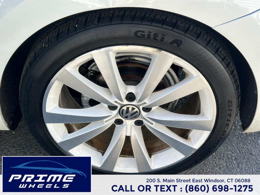 2014 Volkswagen Beetle Coupe 2dr Auto 1.8T PZEV, available for sale in East Windsor, Connecticut | Prime Wheels. East Windsor, Connecticut 2014 Volkswagen Beetle Coupe 2dr Auto 1.8T PZEV, available for sale in East Windsor, Connecticut | Prime Wheels. East Windsor, Connecticut