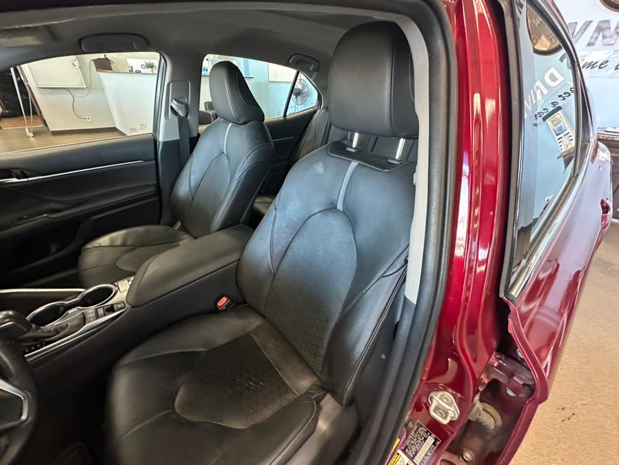 2018 Toyota Camry XSE Auto (Natl), available for sale in Inwood, New York | 5 Towns Drive. Inwood, New York 2018 Toyota Camry XSE Auto (Natl), available for sale in Inwood, New York | 5 Towns Drive. Inwood, New York