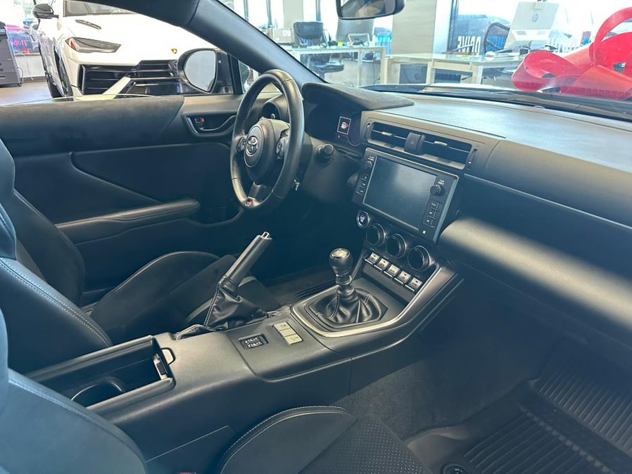 2022 Toyota GR86 Premium Manual (Natl), available for sale in Inwood, New York | 5 Towns Drive. Inwood, New York 2022 Toyota GR86 Premium Manual (Natl), available for sale in Inwood, New York | 5 Towns Drive. Inwood, New York