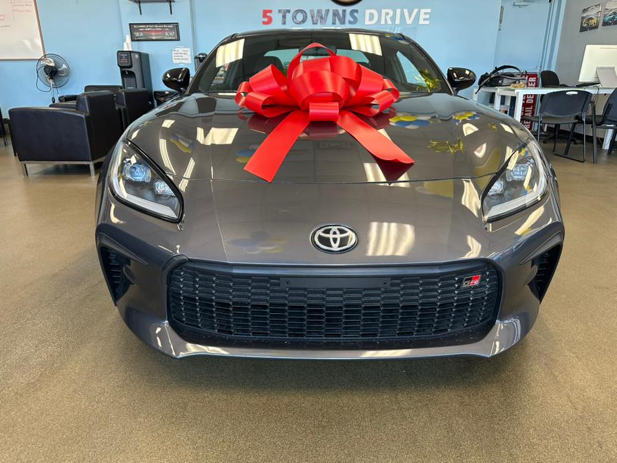 2022 Toyota GR86 Premium Manual (Natl), available for sale in Inwood, New York | 5 Towns Drive. Inwood, New York 2022 Toyota GR86 Premium Manual (Natl), available for sale in Inwood, New York | 5 Towns Drive. Inwood, New York