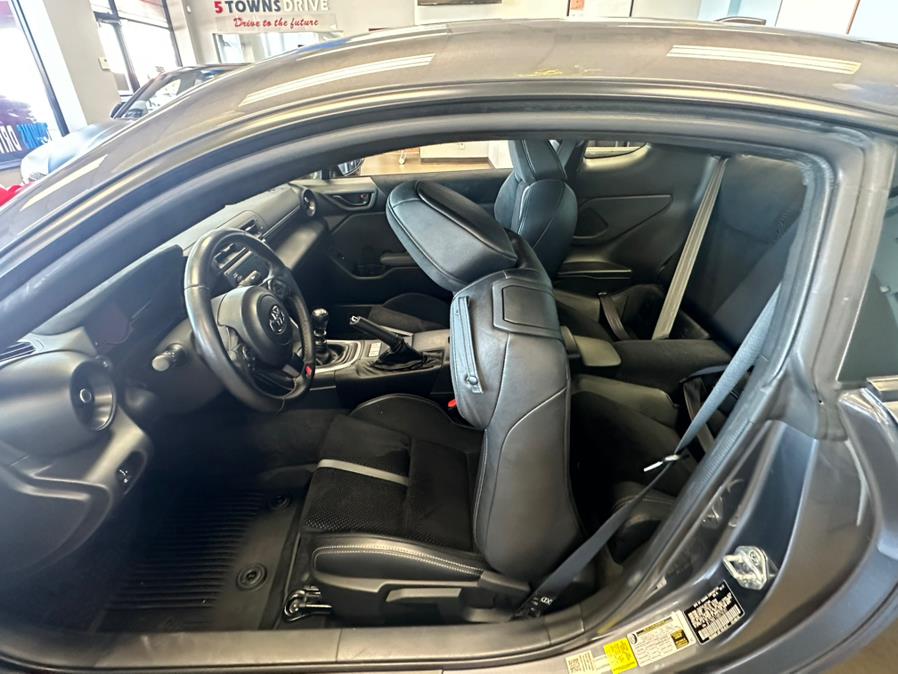 2022 Toyota GR86 Premium Manual (Natl), available for sale in Inwood, New York | 5 Towns Drive. Inwood, New York 2022 Toyota GR86 Premium Manual (Natl), available for sale in Inwood, New York | 5 Towns Drive. Inwood, New York
