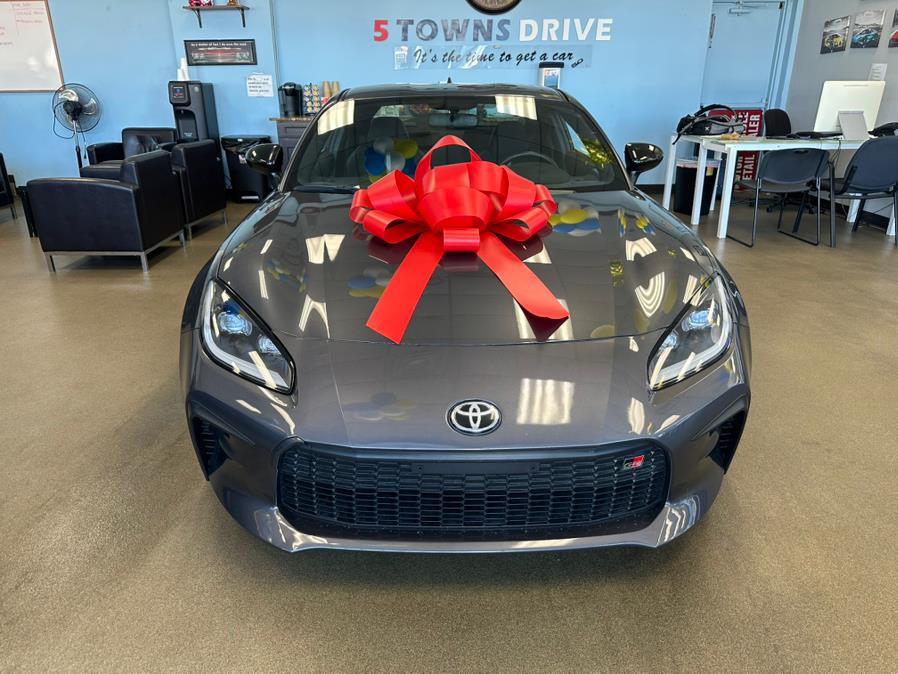 2022 Toyota GR86 Premium Manual (Natl), available for sale in Inwood, New York | 5 Towns Drive. Inwood, New York 2022 Toyota GR86 Premium Manual (Natl), available for sale in Inwood, New York | 5 Towns Drive. Inwood, New York