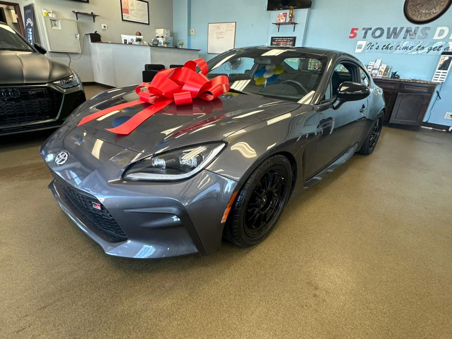 2022 Toyota GR86 Premium Manual (Natl), available for sale in Inwood, New York | 5 Towns Drive. Inwood, New York 2022 Toyota GR86 Premium Manual (Natl), available for sale in Inwood, New York | 5 Towns Drive. Inwood, New York
