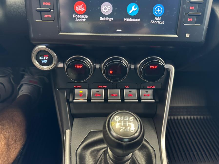 2022 Toyota GR86 Premium Manual (Natl), available for sale in Inwood, New York | 5 Towns Drive. Inwood, New York 2022 Toyota GR86 Premium Manual (Natl), available for sale in Inwood, New York | 5 Towns Drive. Inwood, New York