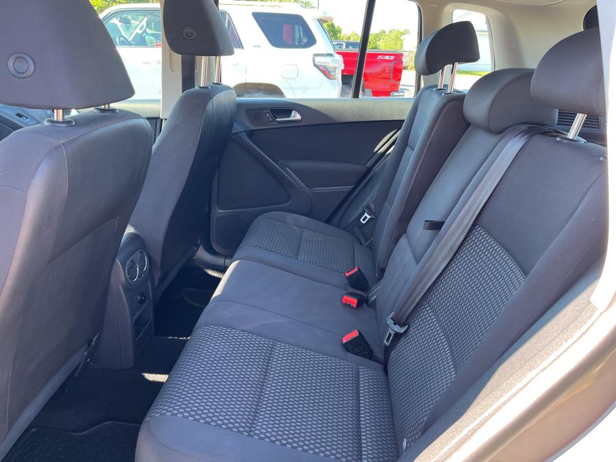 2010 Volkswagen Tiguan AWD 4dr Auto S, available for sale in Bangor , Maine | Pray's Auto Sales . Bangor , Maine 2010 Volkswagen Tiguan AWD 4dr Auto S, available for sale in Bangor , Maine | Pray's Auto Sales . Bangor , Maine