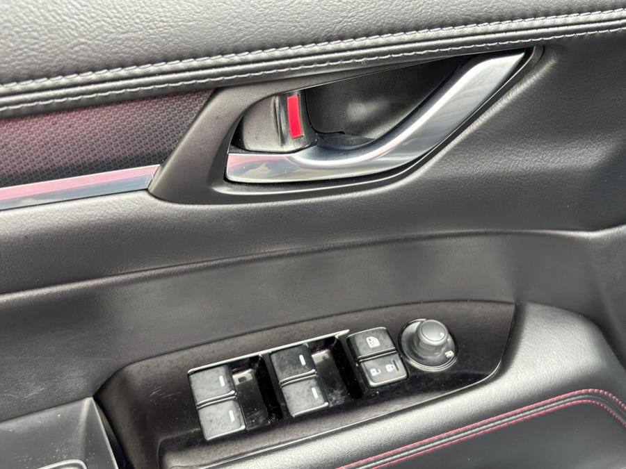 2024 Mazda CX-5 2.5 S Carbon Edition AWD, available for sale in Newark, New Jersey | Champion Auto Sales. Newark, New Jersey 2024 Mazda CX-5 2.5 S Carbon Edition AWD, available for sale in Newark, New Jersey | Champion Auto Sales. Newark, New Jersey