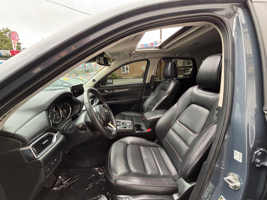 2024 Mazda CX-5 2.5 S Carbon Edition AWD, available for sale in Newark, New Jersey | Champion Auto Sales. Newark, New Jersey 2024 Mazda CX-5 2.5 S Carbon Edition AWD, available for sale in Newark, New Jersey | Champion Auto Sales. Newark, New Jersey