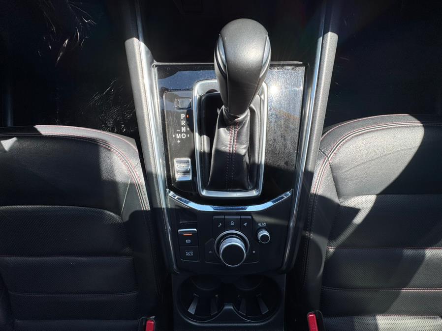 2024 Mazda CX-5 2.5 S Carbon Edition AWD, available for sale in Newark, New Jersey | Champion Auto Sales. Newark, New Jersey 2024 Mazda CX-5 2.5 S Carbon Edition AWD, available for sale in Newark, New Jersey | Champion Auto Sales. Newark, New Jersey