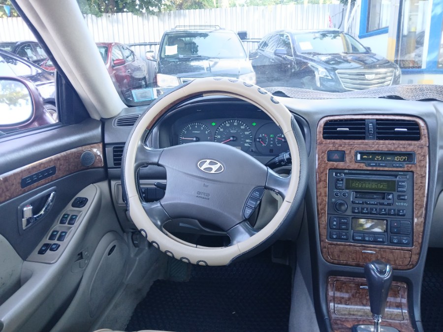 2004 Hyundai XG350 4dr Sdn, available for sale in Elmont, New York | Sunrise of Elmont. Elmont, New York 2004 Hyundai XG350 4dr Sdn, available for sale in Elmont, New York | Sunrise of Elmont. Elmont, New York