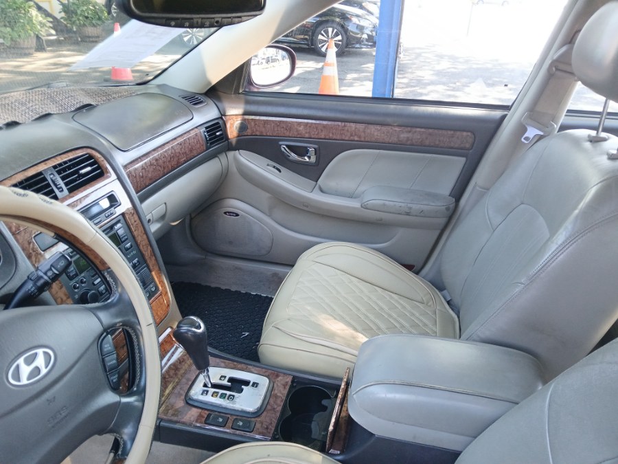 2004 Hyundai XG350 4dr Sdn, available for sale in Elmont, New York | Sunrise of Elmont. Elmont, New York 2004 Hyundai XG350 4dr Sdn, available for sale in Elmont, New York | Sunrise of Elmont. Elmont, New York