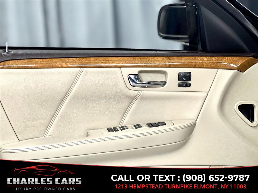 2011 Cadillac Dts Platinum Collection, available for sale in Elmont, New York | Charles Cars. Elmont, New York 2011 Cadillac Dts Platinum Collection, available for sale in Elmont, New York | Charles Cars. Elmont, New York