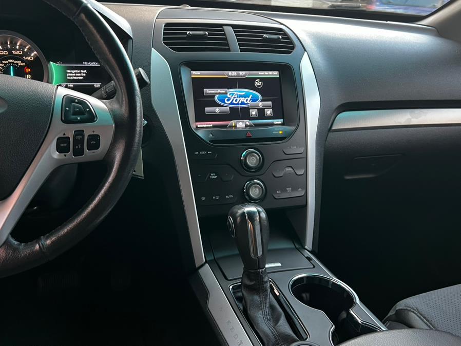 2015 Ford Explorer 4WD 4dr XLT, available for sale in Irvington, New Jersey | Elis Motors Corp. Irvington, New Jersey 2015 Ford Explorer 4WD 4dr XLT, available for sale in Irvington, New Jersey | Elis Motors Corp. Irvington, New Jersey