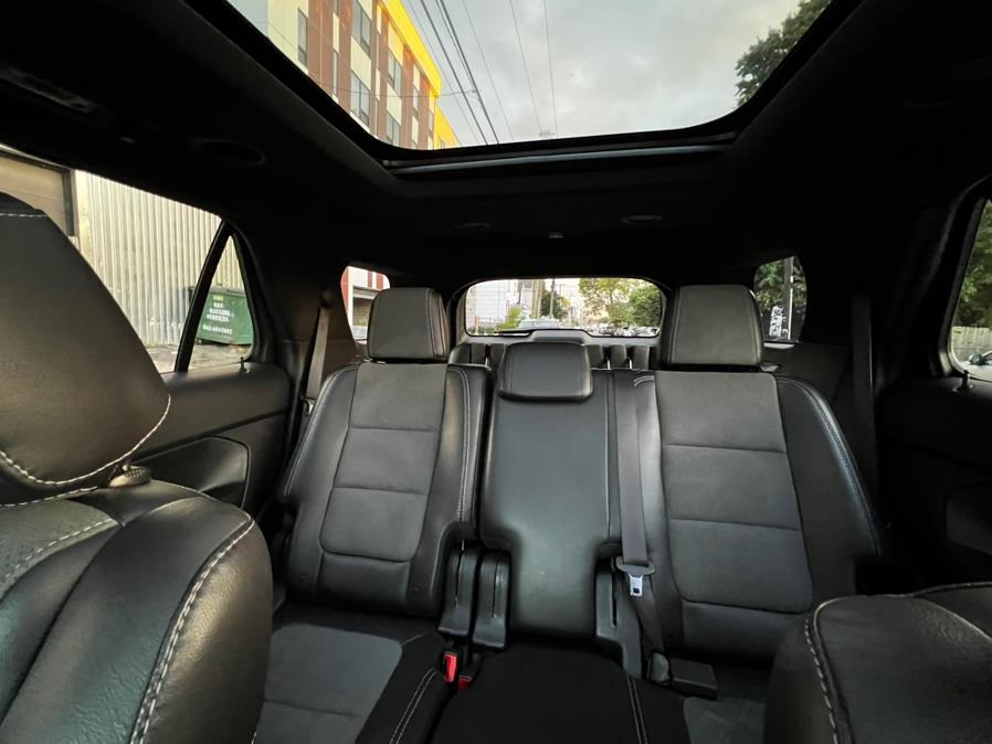 2015 Ford Explorer 4WD 4dr XLT, available for sale in Irvington, New Jersey | Elis Motors Corp. Irvington, New Jersey 2015 Ford Explorer 4WD 4dr XLT, available for sale in Irvington, New Jersey | Elis Motors Corp. Irvington, New Jersey