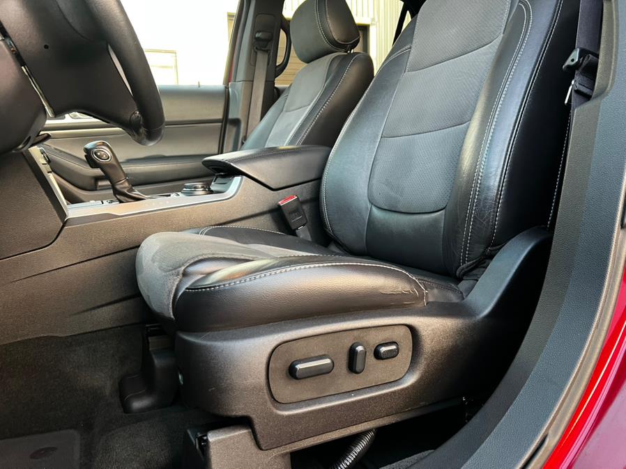 2015 Ford Explorer 4WD 4dr XLT, available for sale in Irvington, New Jersey | Elis Motors Corp. Irvington, New Jersey 2015 Ford Explorer 4WD 4dr XLT, available for sale in Irvington, New Jersey | Elis Motors Corp. Irvington, New Jersey