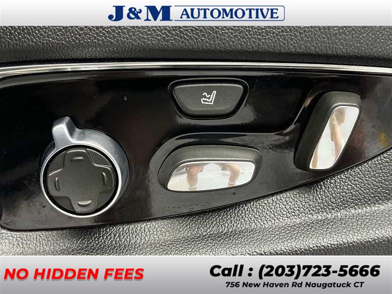 2015 Cadillac Escalade Platinum, available for sale in Naugatuck, Connecticut | J&M Automotive Sls&Svc LLC. Naugatuck, Connecticut 2015 Cadillac Escalade Platinum, available for sale in Naugatuck, Connecticut | J&M Automotive Sls&Svc LLC. Naugatuck, Connecticut