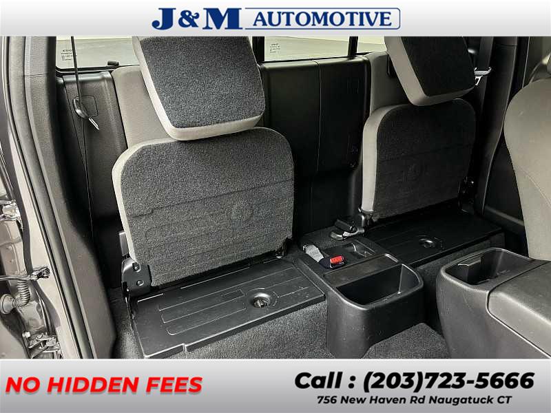 2022 Toyota Tacoma SR5, available for sale in Naugatuck, Connecticut | J&M Automotive Sls&Svc LLC. Naugatuck, Connecticut 2022 Toyota Tacoma SR5, available for sale in Naugatuck, Connecticut | J&M Automotive Sls&Svc LLC. Naugatuck, Connecticut