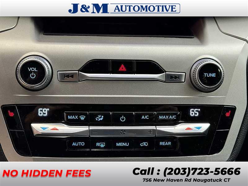 2021 Ford Explorer XLT, available for sale in Naugatuck, Connecticut | J&M Automotive Sls&Svc LLC. Naugatuck, Connecticut 2021 Ford Explorer XLT, available for sale in Naugatuck, Connecticut | J&M Automotive Sls&Svc LLC. Naugatuck, Connecticut