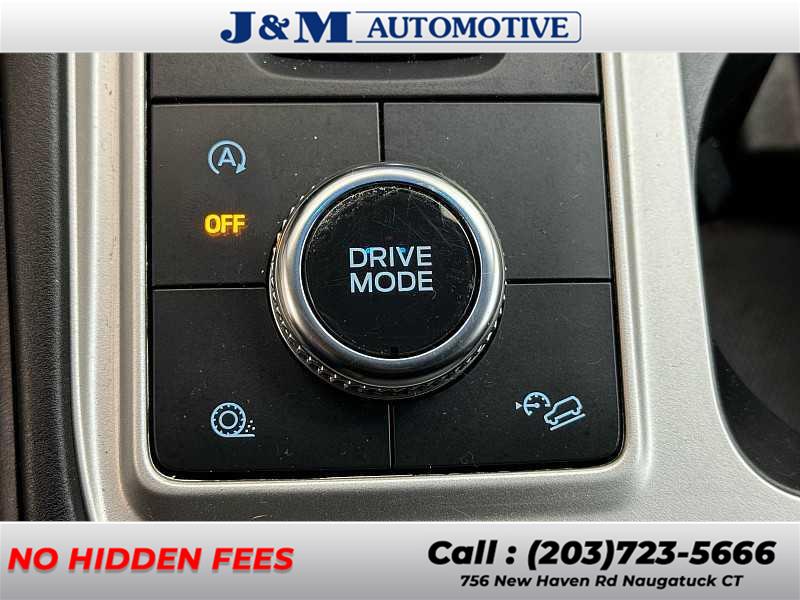 2021 Ford Explorer XLT, available for sale in Naugatuck, Connecticut | J&M Automotive Sls&Svc LLC. Naugatuck, Connecticut 2021 Ford Explorer XLT, available for sale in Naugatuck, Connecticut | J&M Automotive Sls&Svc LLC. Naugatuck, Connecticut
