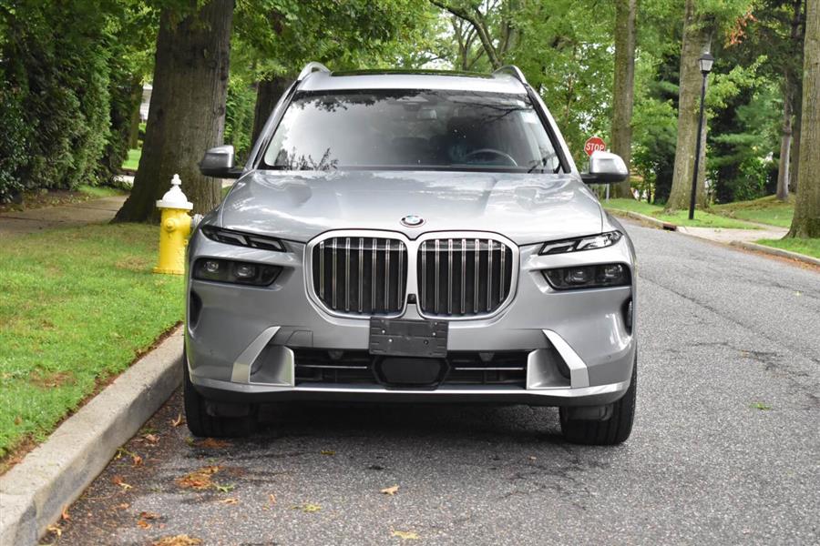 2025 BMW X7 xDrive40i AWD 4dr Sports Activity Vehicle, available for sale in Great Neck, New York | Camy Cars. Great Neck, New York 2025 BMW X7 xDrive40i AWD 4dr Sports Activity Vehicle, available for sale in Great Neck, New York | Camy Cars. Great Neck, New York