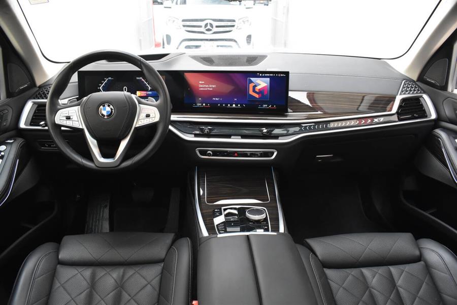 2025 BMW X7 xDrive40i AWD 4dr Sports Activity Vehicle, available for sale in Great Neck, New York | Camy Cars. Great Neck, New York 2025 BMW X7 xDrive40i AWD 4dr Sports Activity Vehicle, available for sale in Great Neck, New York | Camy Cars. Great Neck, New York