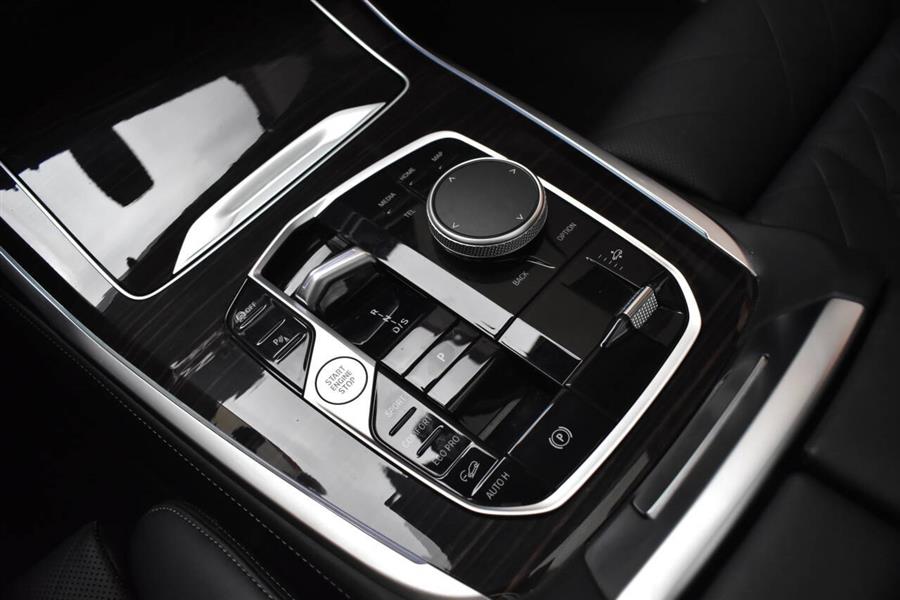 2025 BMW X7 xDrive40i AWD 4dr Sports Activity Vehicle, available for sale in Great Neck, New York | Camy Cars. Great Neck, New York 2025 BMW X7 xDrive40i AWD 4dr Sports Activity Vehicle, available for sale in Great Neck, New York | Camy Cars. Great Neck, New York