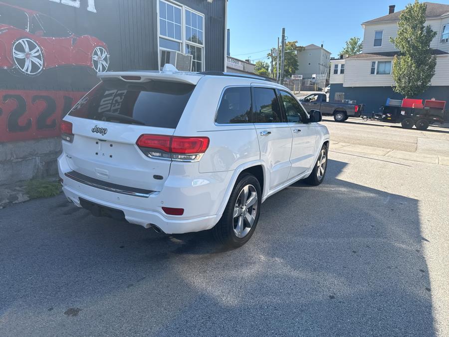 2015 Jeep Grand Cherokee 4WD 4dr Overland, available for sale in Worcester, Massachusetts | Worcester Auto Outlet LLC. Worcester, Massachusetts 2015 Jeep Grand Cherokee 4WD 4dr Overland, available for sale in Worcester, Massachusetts | Worcester Auto Outlet LLC. Worcester, Massachusetts