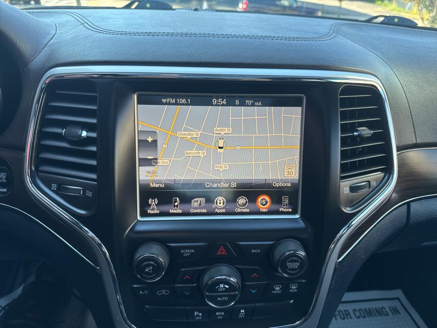 2015 Jeep Grand Cherokee 4WD 4dr Overland, available for sale in Worcester, Massachusetts | Worcester Auto Outlet LLC. Worcester, Massachusetts 2015 Jeep Grand Cherokee 4WD 4dr Overland, available for sale in Worcester, Massachusetts | Worcester Auto Outlet LLC. Worcester, Massachusetts