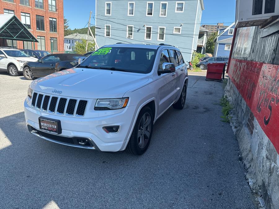 2015 Jeep Grand Cherokee 4WD 4dr Overland, available for sale in Worcester, Massachusetts | Worcester Auto Outlet LLC. Worcester, Massachusetts 2015 Jeep Grand Cherokee 4WD 4dr Overland, available for sale in Worcester, Massachusetts | Worcester Auto Outlet LLC. Worcester, Massachusetts